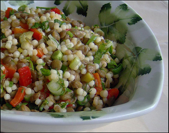 Kuskuslu Yeil Mercimek Salatas